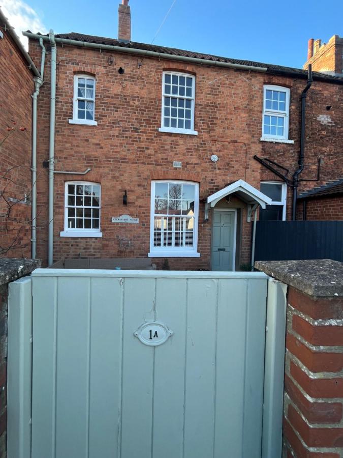 Choristers Mews: Luxury Cottage A Stones Throw From The Cathedral! Lincoln Bagian luar foto