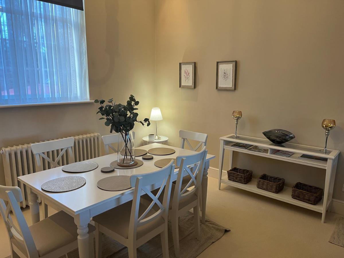 Choristers Mews: Luxury Cottage A Stones Throw From The Cathedral! Lincoln Bagian luar foto