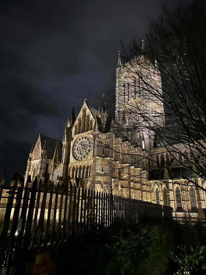 Choristers Mews: Luxury Cottage A Stones Throw From The Cathedral! Lincoln Bagian luar foto